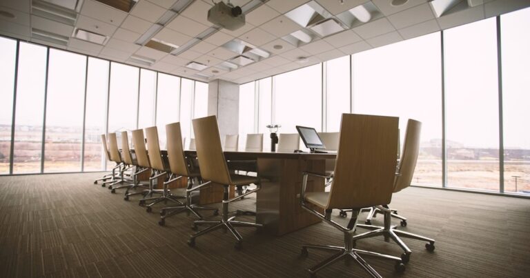対話という名の収奪——安全なき「心理的開示」を求める構造的暴力について